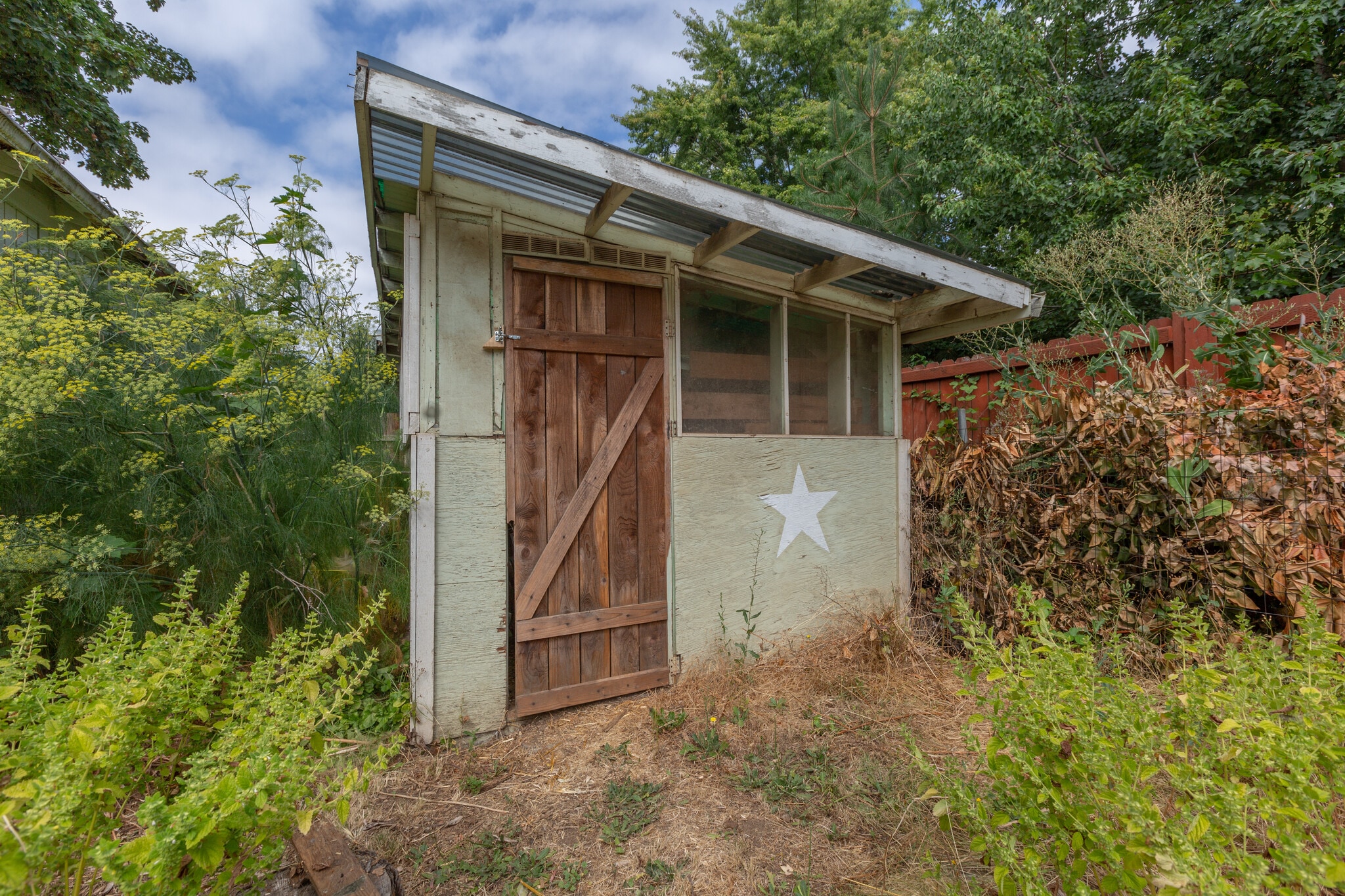 Building Photo - 3410 Q St