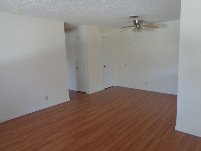 Building Photo - Two Bedroom Condo