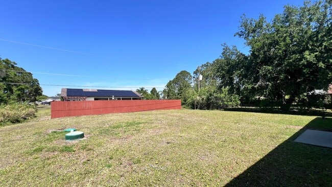 Building Photo - Beautiful 3 Bedroom, 2 Bathroom Home in Pa...