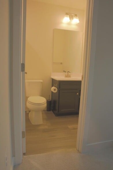 Building Photo - 2816 Devonshire Clfs Ter