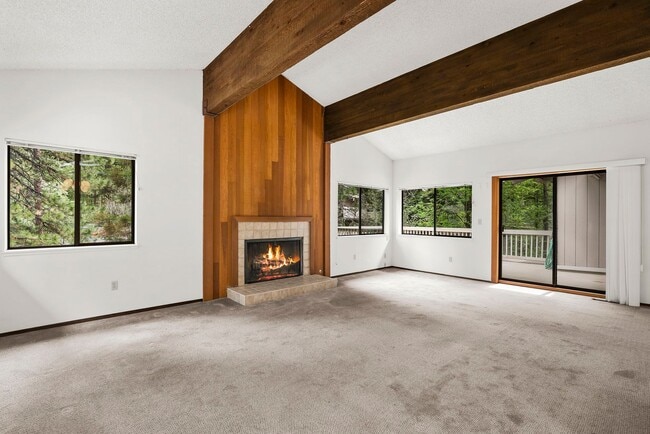 Building Photo - Incline Village: Condo - 3 Bedrooms, 2.5 Bathrooms, Garage, Walk to Lake / Hyatt / Restaurants / ...