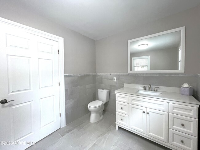 Building Photo - 175 NJ-35
