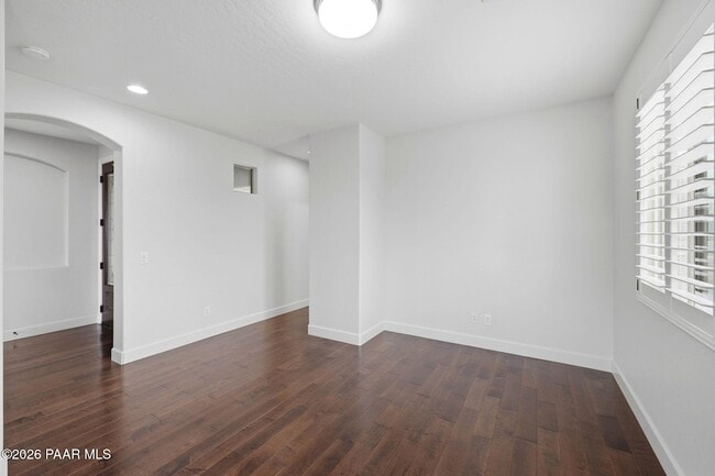 Building Photo - 1000 N Wide Open Trail