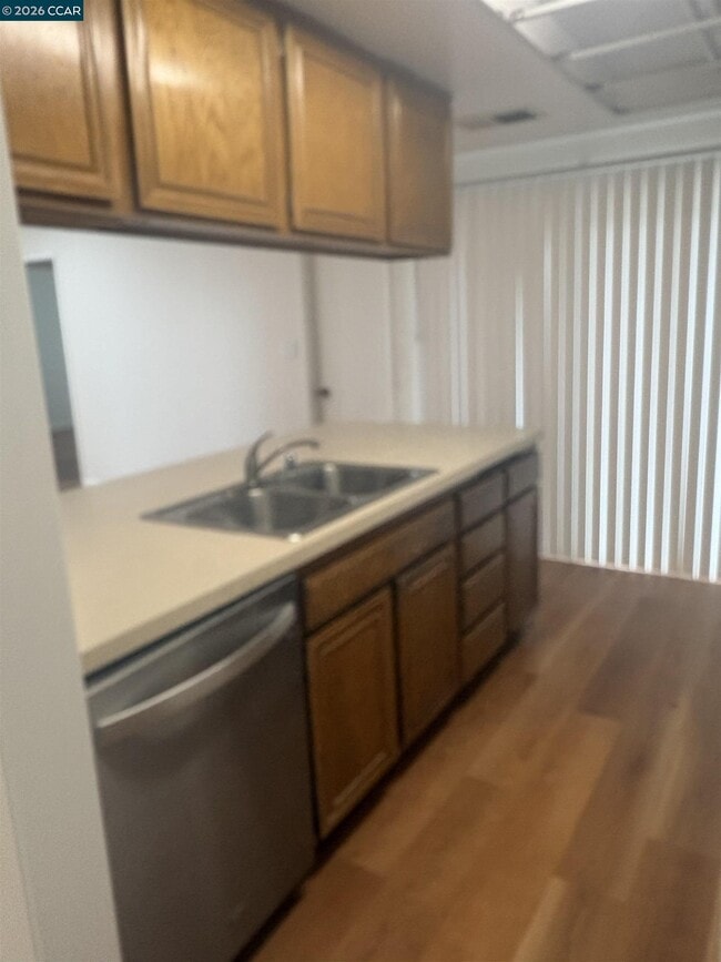 Building Photo - 1394 Sussex Way