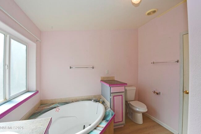 Building Photo - 10740 Geurts Ln