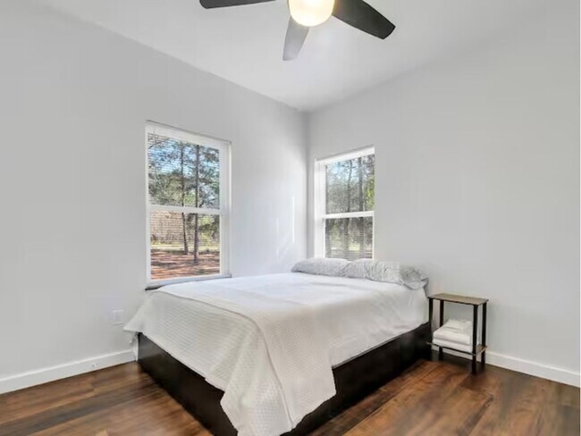 Building Photo - 134 Blackberry Ln