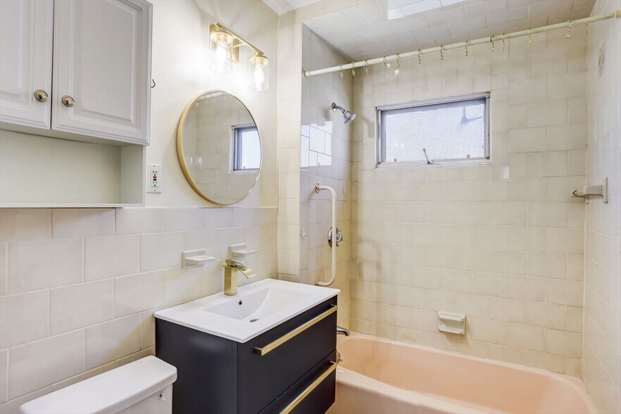 Building Photo - 95 Bailey Rd