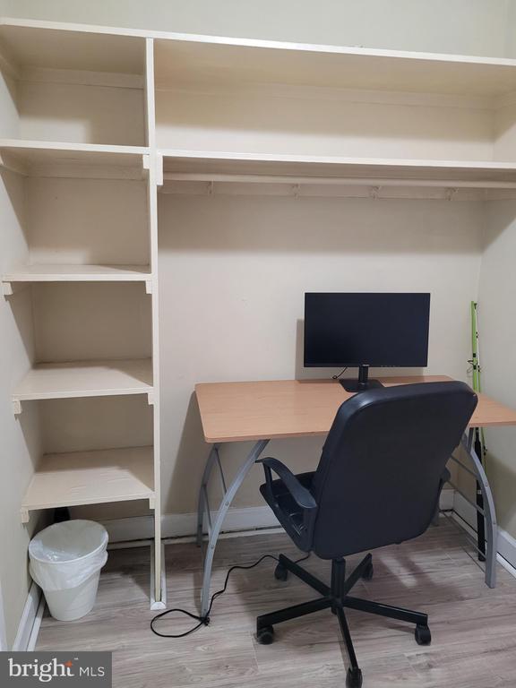 Building Photo - 1121 Arlington Blvd