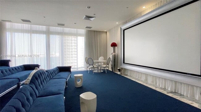 Building Photo - 495 Brickell Ave