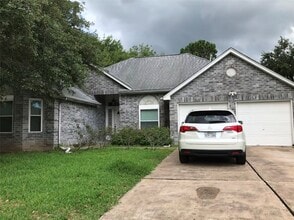 Building Photo - 2318 Pheasant Creek Dr