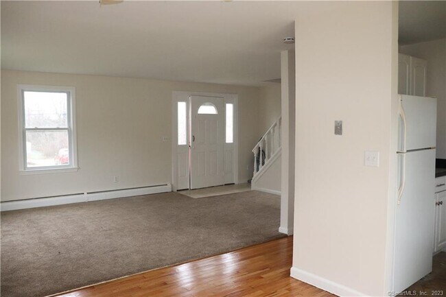 Building Photo - 227 Wall St