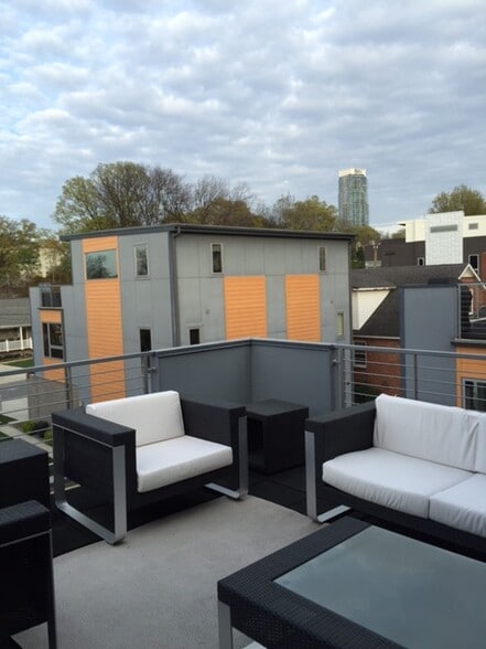 Third floor deck off master - 917 Westbrook Drive