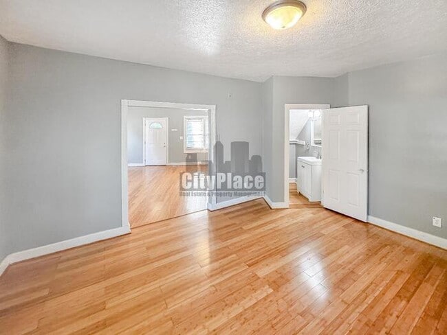 Building Photo - 3530 Guilford Ave