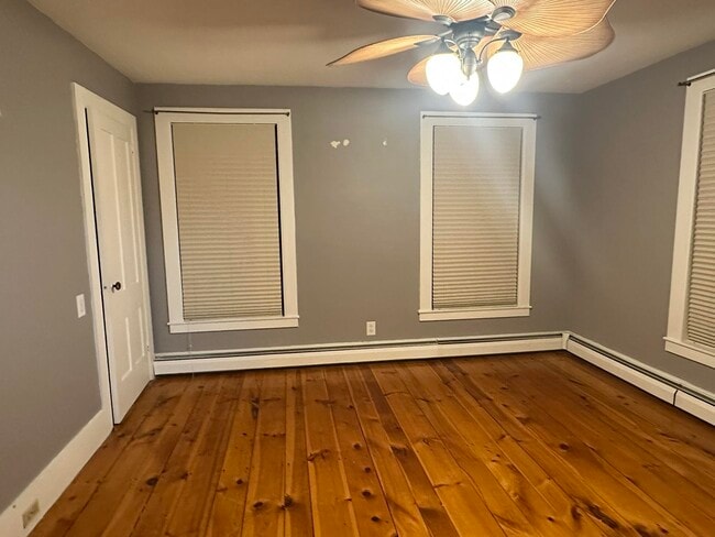 Building Photo - 25 Old Wolfeboro Rd