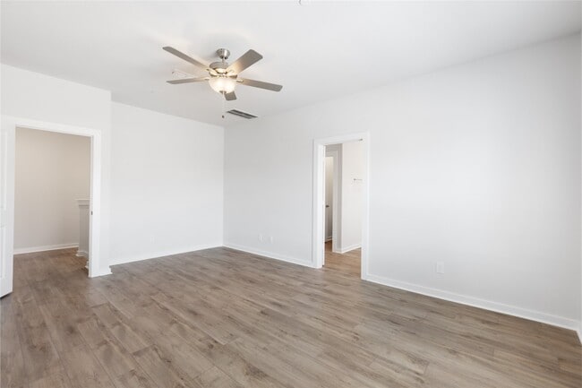 Building Photo - 8126 Brocken St