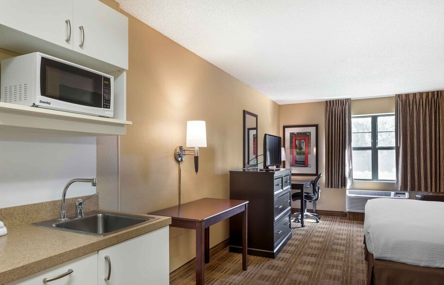 Building Photo - Furnished Studio-Boise - Airport