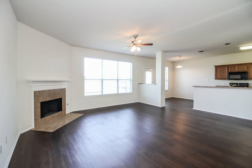 Building Photo - 2280 Timber Creek Dr