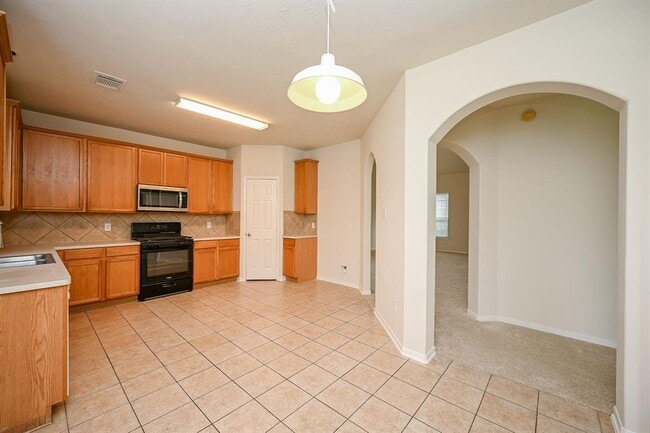 Building Photo - 4831 Plum Forest Rd