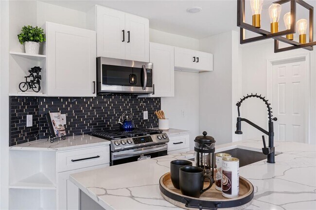 Building Photo - 7531 Leecast Ct