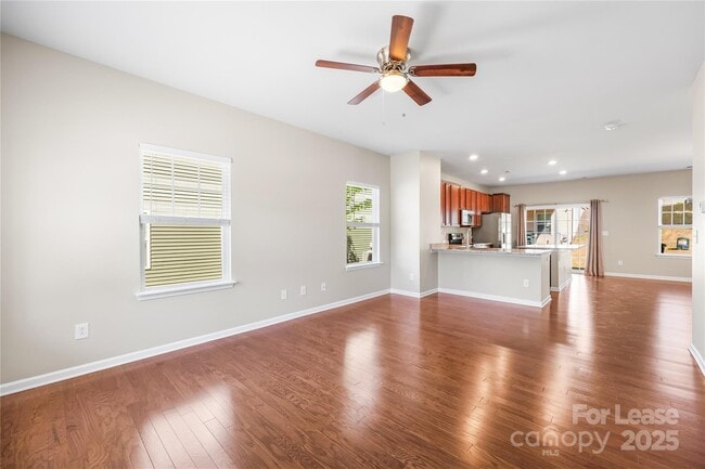 Building Photo - 16040 Simril Ct