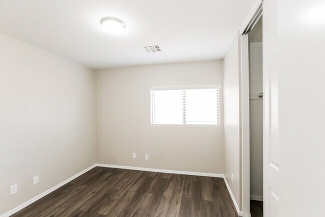 Building Photo - 15589 W Port Au Prince Ln