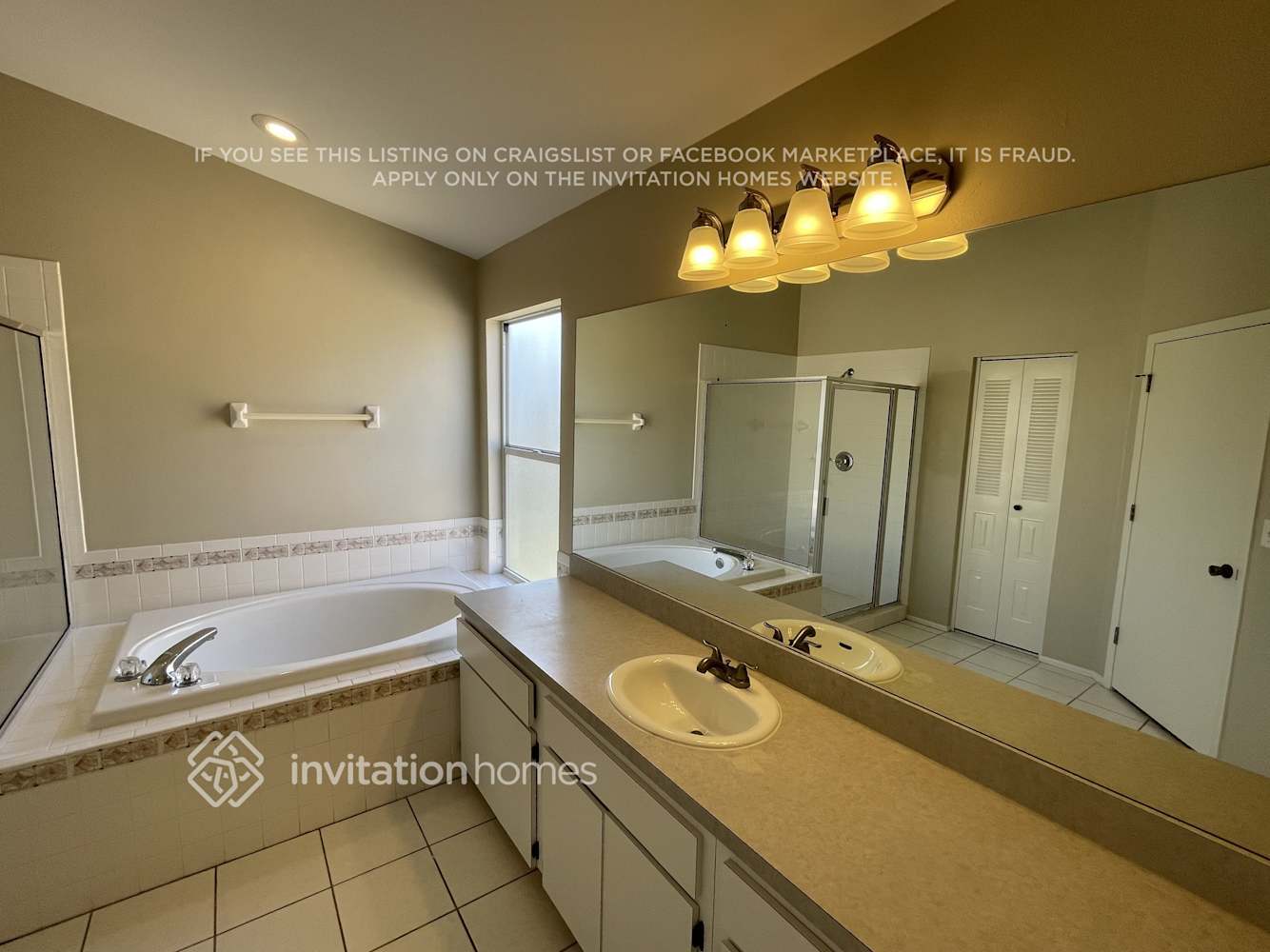 Building Photo - 1305 Key W Ct