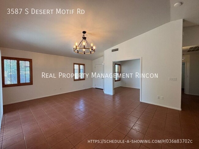 Building Photo - 3587 S Desert Motif Rd