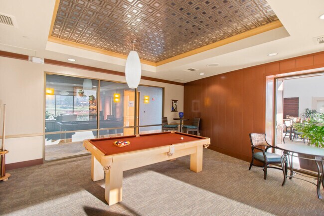 Building Photo - 60602 Juniper Ln