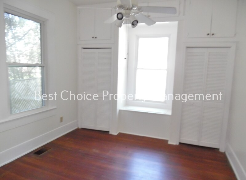 Building Photo - 1903 S-4-359