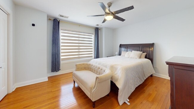 Building Photo - 331 Mary Belle Cir