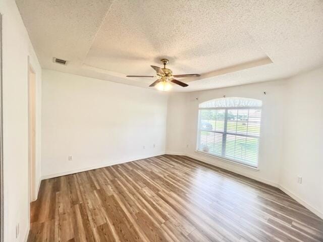 Building Photo - 305 Runnymeade Dr