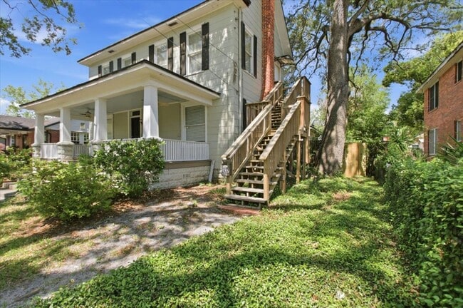 Building Photo - 2837 Lydia St