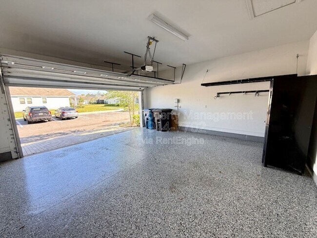 Building Photo - 119 Martha Ct.