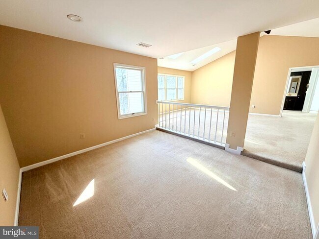 Building Photo - 43549 Coal Bed Ct