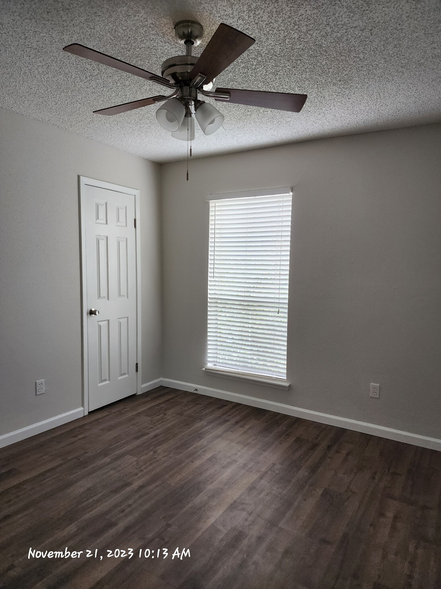 Bedroom 2 - 3919 Fairmont Pky