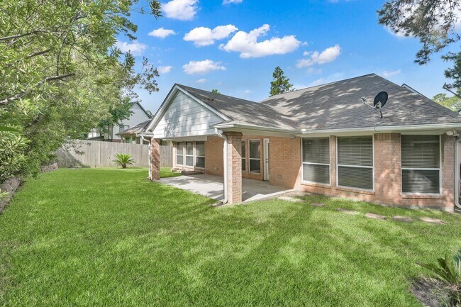 Building Photo - 3030 Hemingway Dr