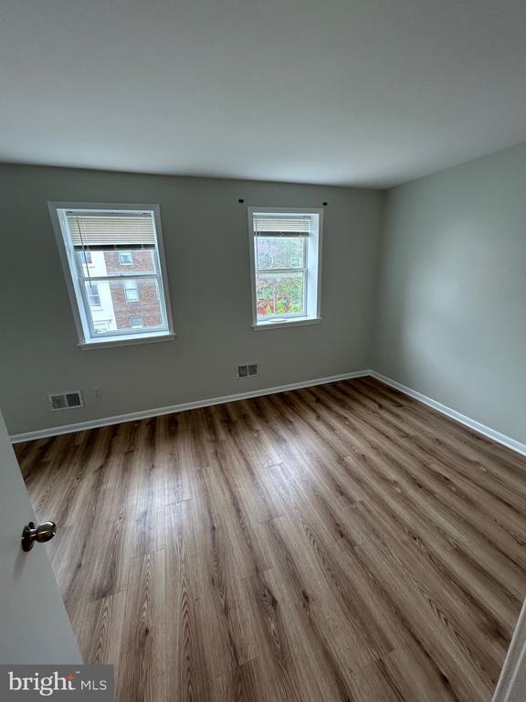 Building Photo - 521 S Wolfe St