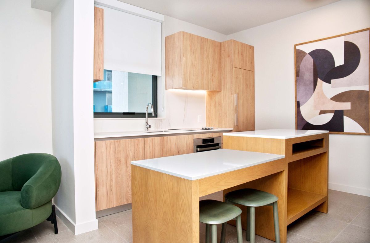 Building Photo - 11 NE 6th St