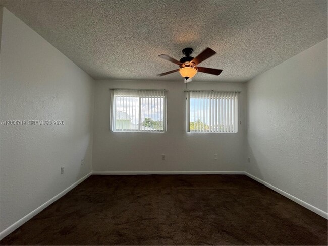 Building Photo - 895 Crystal Lake Dr