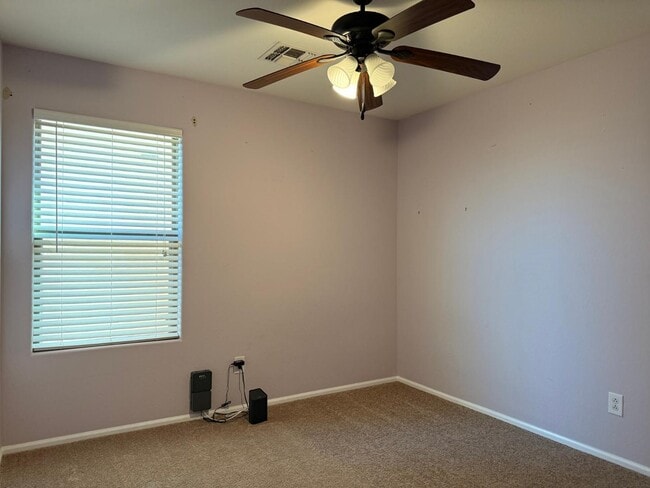 Building Photo - 4533 S 236th Dr