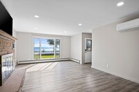 Building Photo - Completely Updated Home w/ Private Sandy B...