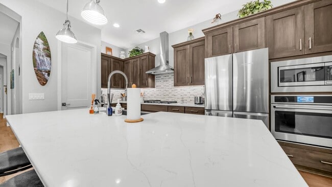 Building Photo - 23080 E Carriage Wy