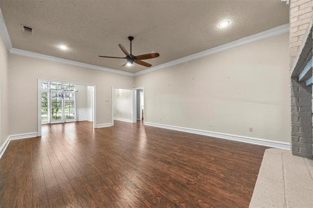 Building Photo - 2204 Sapphire Dr