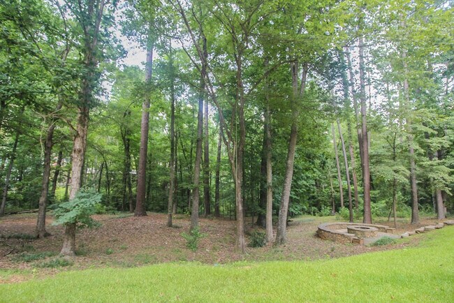 Building Photo - 4265 Deerwood Ln