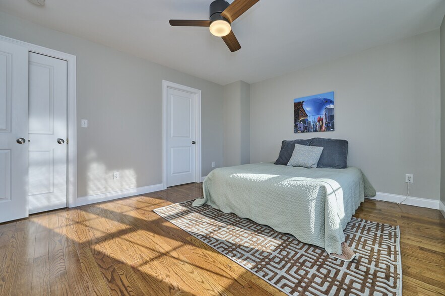 Building Photo - 25 Bellevue Ave