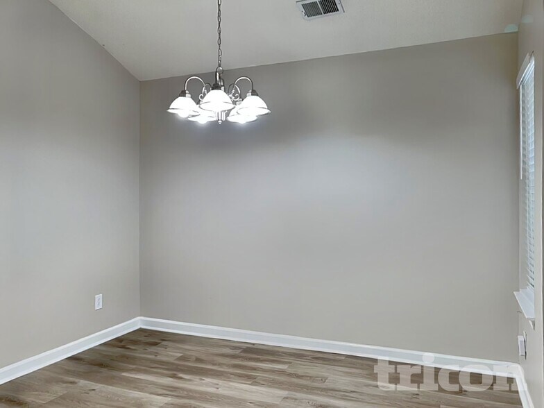 Building Photo - 1264 W Briar Ridge Ct
