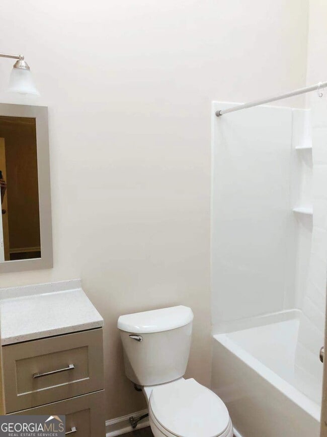 Building Photo - 1819 Cumberland Valley Pl SE