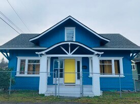 Building Photo - 1312 S 25th St