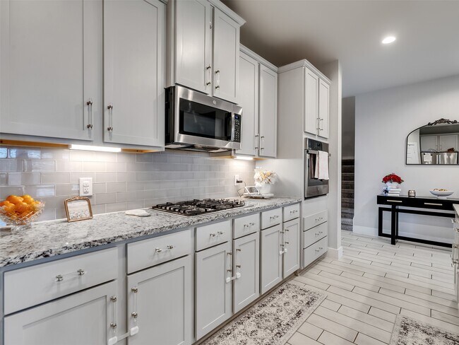 Building Photo - 251 Upland Dr