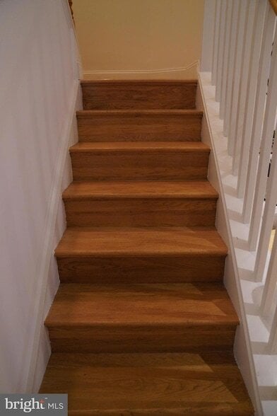 Building Photo - 1034 Paper Mill Ct